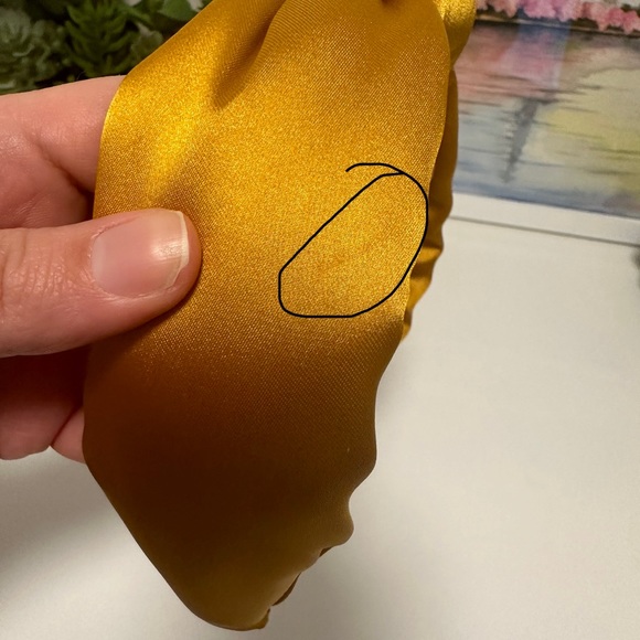 Lele Sadoughi Golden Rod Silk Knotted Headband - Picture 5 of 5
